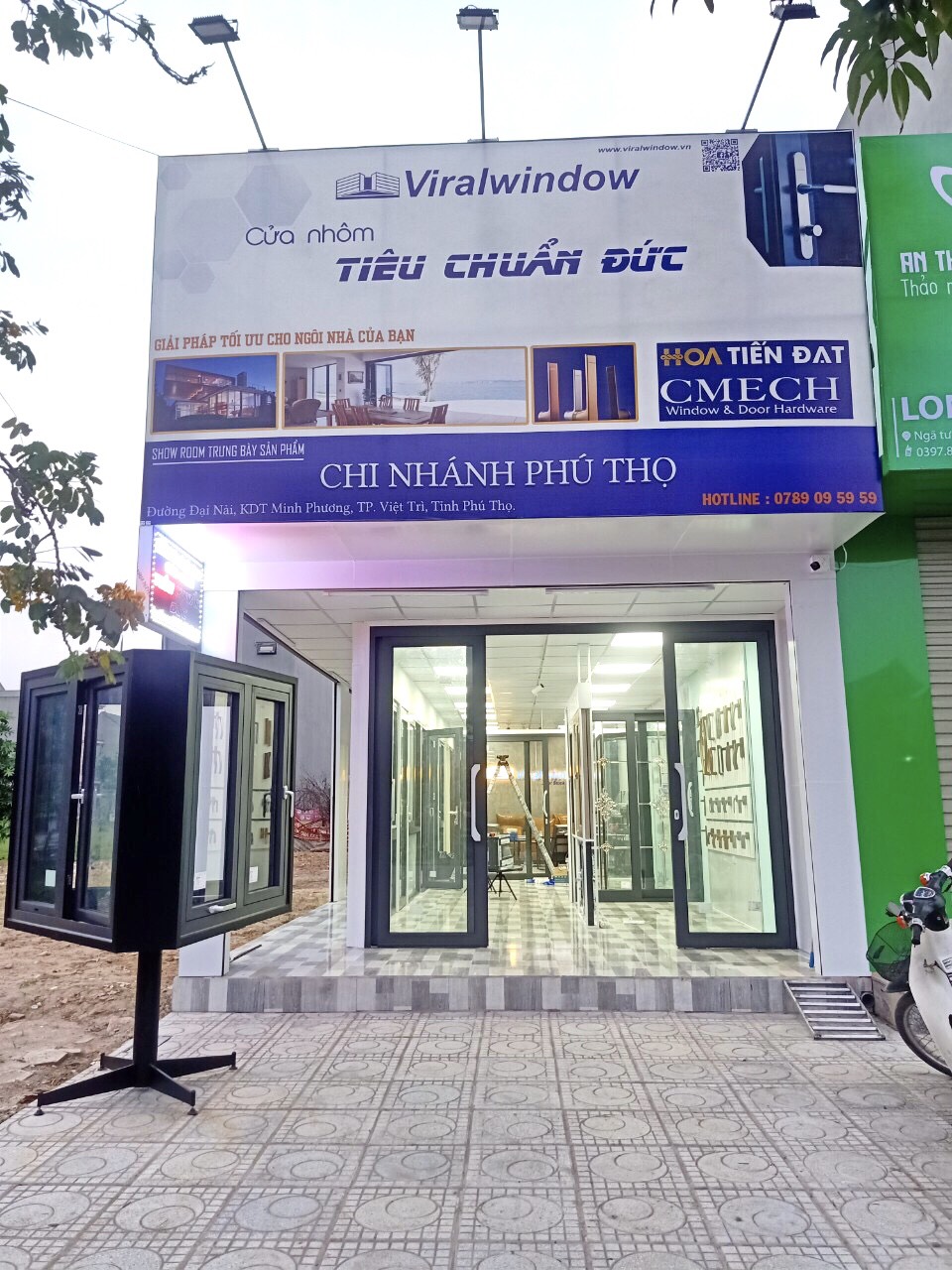 Một hình ảnh tại showroom của Công ty cổ phần Viralwindow